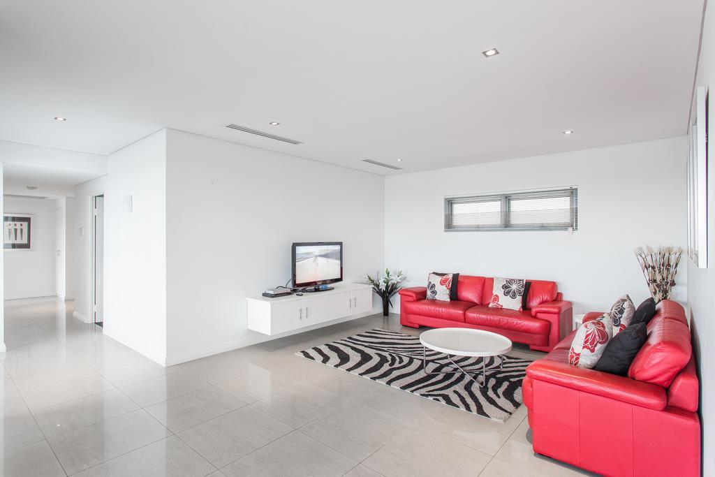 Spinnakers By Rockingham Apartments מראה חיצוני תמונה