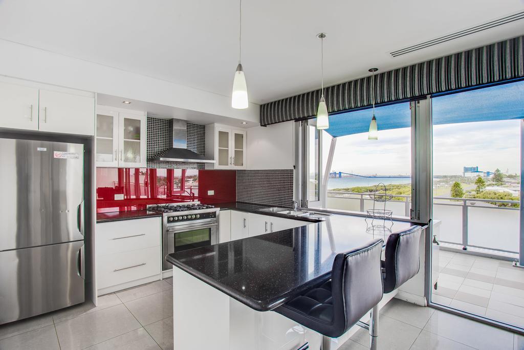 Spinnakers By Rockingham Apartments מראה חיצוני תמונה
