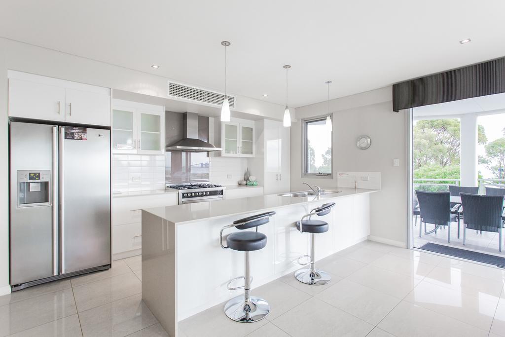 Spinnakers By Rockingham Apartments מראה חיצוני תמונה