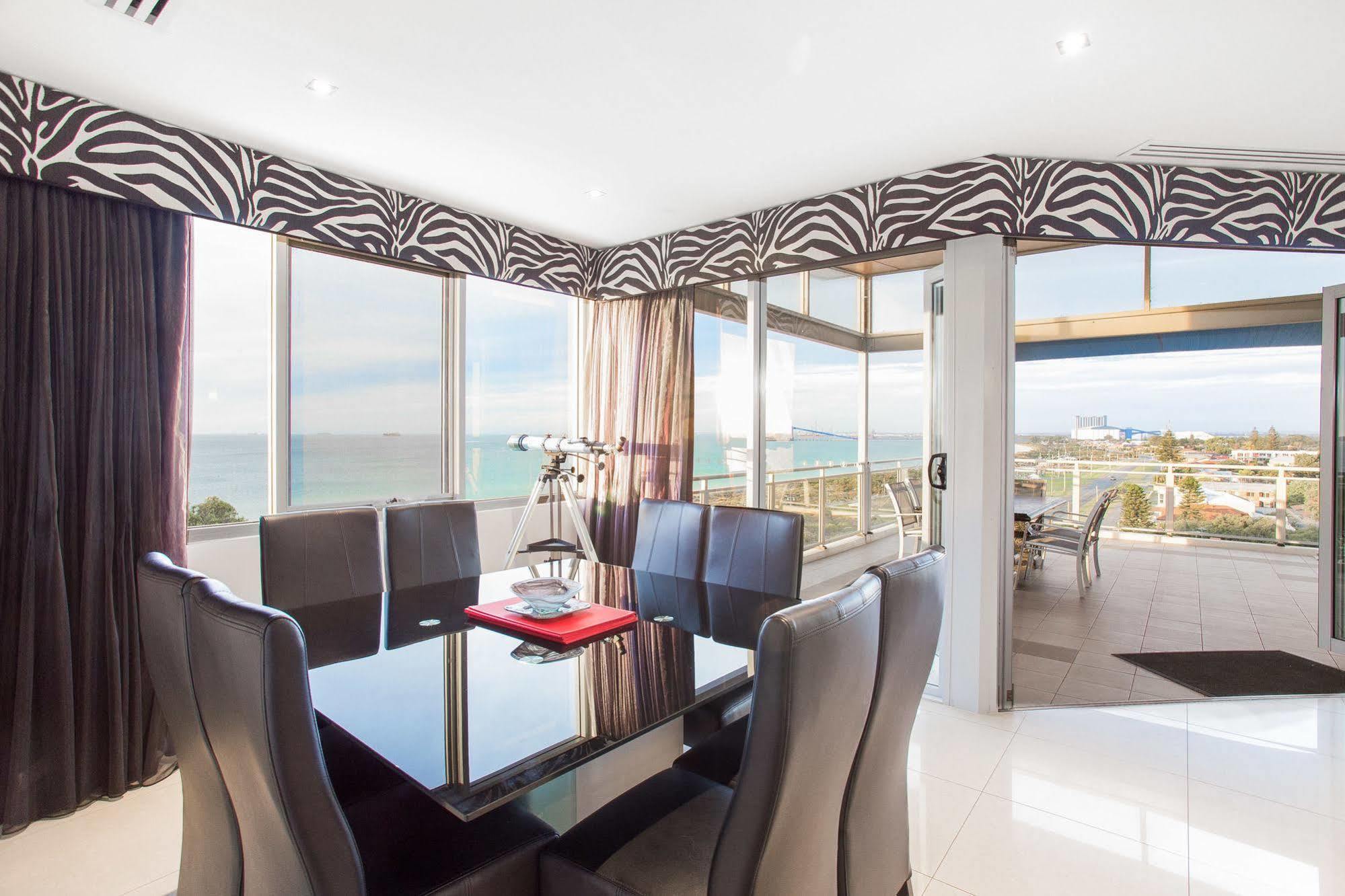 Spinnakers By Rockingham Apartments מראה חיצוני תמונה